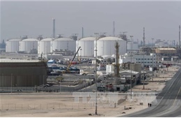 Nguồn cung và cầu dầu mỏ thế giới đang gần cân bằng